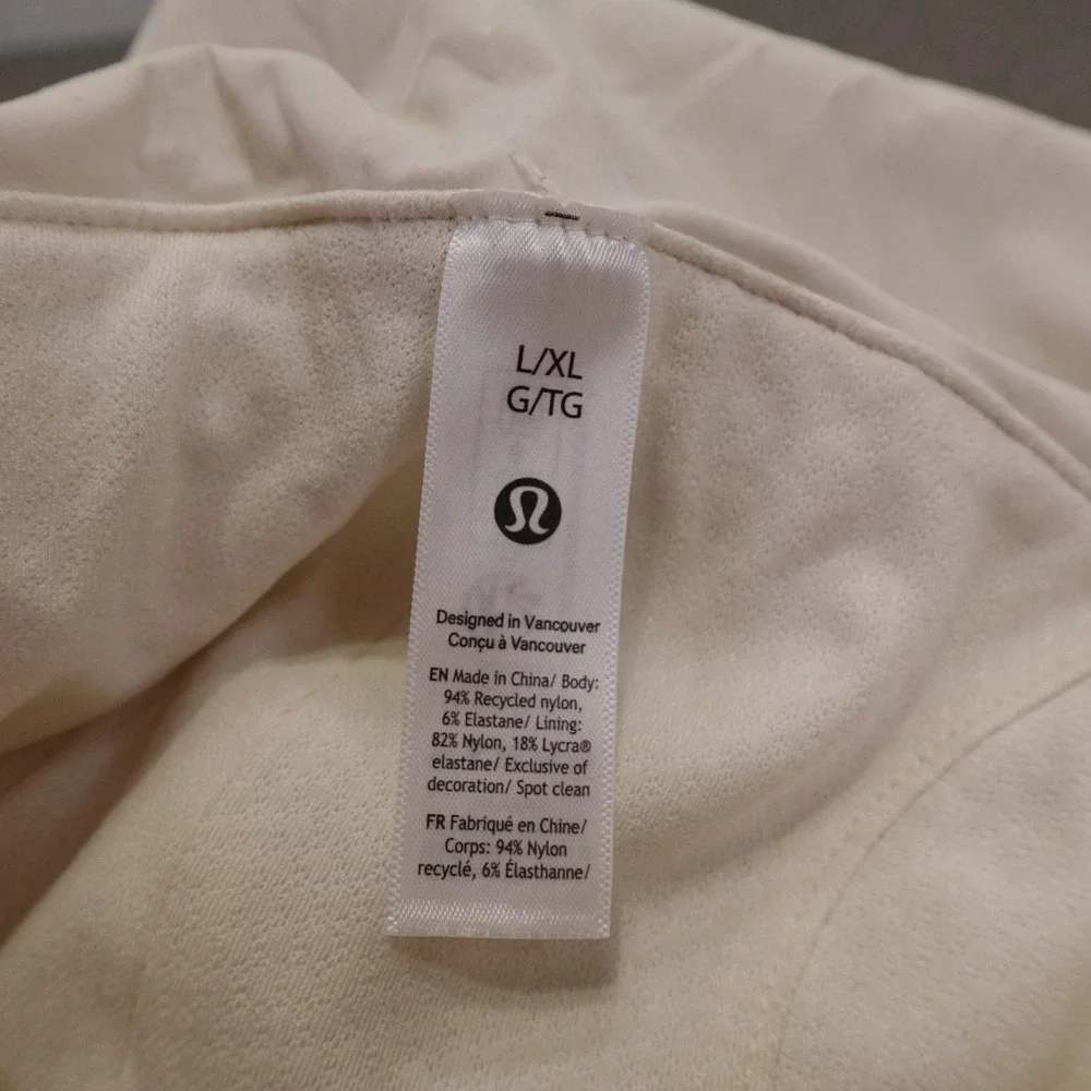 Lululemon Hat Sun Womens Large White Wide Brim Neck Flap Adjustable Chin Strap